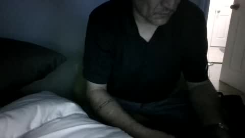 Snapshot of eric4698523103 chatting on 6, 6, 2026 eric4698523103 online show from 6, 6, 2026