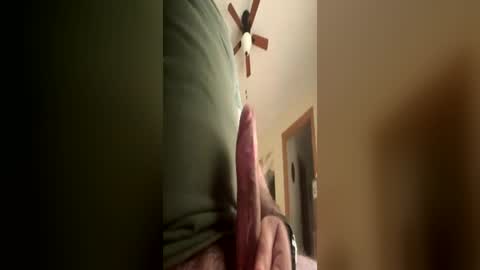 Snapshot of eric8719765268 chatting on 18, 6, 2026 eric8719765268 online show from 18, 6, 2026