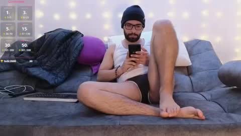 Snapshot of erick_brant chatting on 22, 12, 2024 ERICK online show from 22, 12, 2024