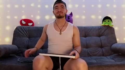 Snapshot of erick_brant chatting on 17, 1, 2025 ERICK online show from 17, 1, 2025