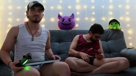 Snapshot of erick_brant chatting on 4, 2, 2025 ERICK online show from 4, 2, 2025