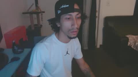 Snapshot of erick_martinezz chatting on 12, 10, 2025 erick online show from 12, 10, 2025