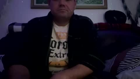 Snapshot of erik339102554 chatting on 8, 11, 2025 Lea Erik online show from 8, 11, 2025