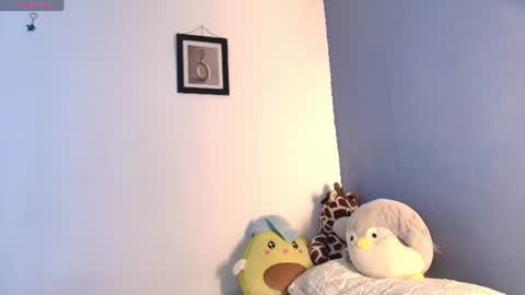 Snapshot of erik_golden_ chatting on 18, 6, 2026 I am Erik online show from 18, 6, 2026