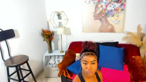 Snapshot of erika_lyrics chatting on 6, 5, 2026 E R I K A - L Y R I C S online show from 6, 5, 2026