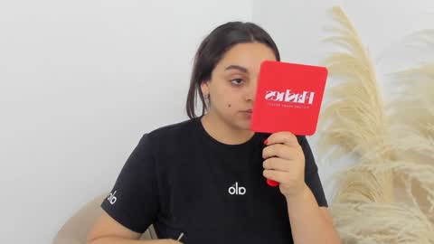 Snapshot of erika_mendez1 chatting on 6, 12, 2024 Erika Mendez online show from 6, 12, 2024