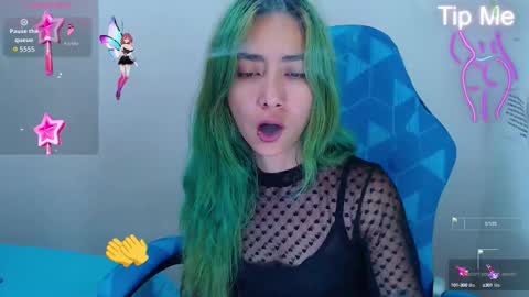 Snapshot of erika_stevens chatting on 13, 10, 2025 E R I K A - SAGITARIO..... online show from 13, 10, 2025