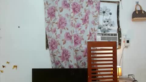 erika  mae online show from 22, 9, 2025