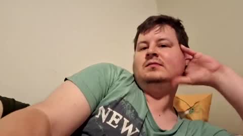 Snapshot of erikstar chatting on 16, 6, 2026 erikstar online show from 16, 6, 2026