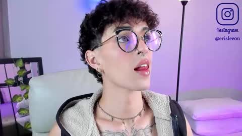   online show from 10, 11, 2025