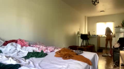 Gabs online show from 19, 12, 2025