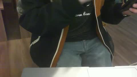 Snapshot of erlektroboy2 chatting on 15, 5, 2026 Erlektroboy2s online show from 15, 5, 2026