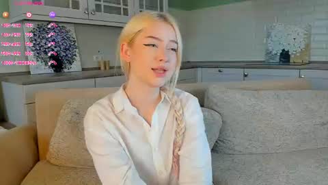 Snapshot of erlenbayer chatting on 4, 7, 2026 Chanel online show from 4, 7, 2026