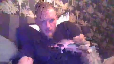 Snapshot of eroguy20 chatting on 5, 11, 2025 eroguy20 online show from 5, 11, 2025