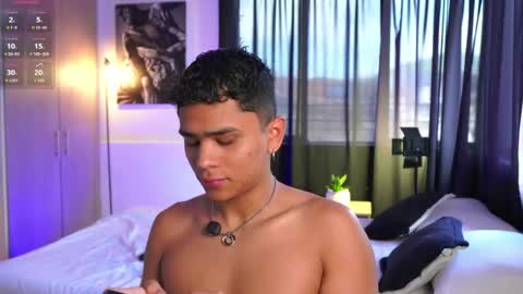 Snapshot of eroswild_ chatting on 14, 5, 2026 Eros Wild online show from 14, 5, 2026