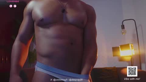 Snapshot of eroswolfs chatting on 7, 5, 2026 eroswolf online show from 7, 5, 2026