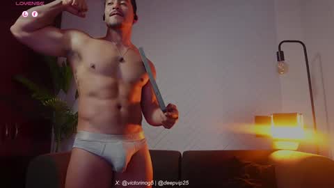 Snapshot of eroswolfs chatting on 11, 5, 2026 eroswolf online show from 11, 5, 2026