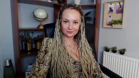 Snapshot of erotic_kaya chatting on 18, 12, 2024 KAYA online show from 18, 12, 2024