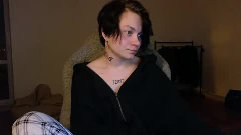esajukyy online show from 12, 5, 2026