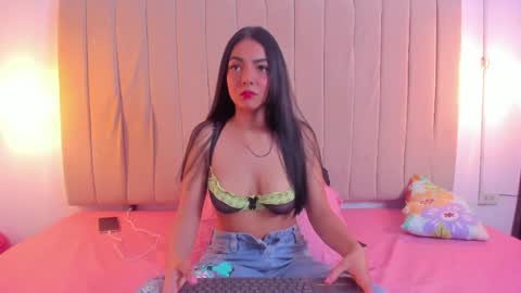 Scarlett online show from 4, 4, 2026