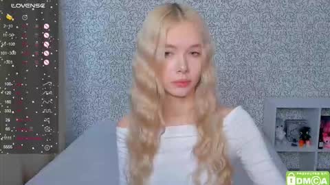 Snapshot of eshcka chatting on 20, 2, 2026 Megan and Brad online show from 20, 2, 2026