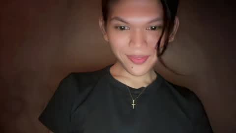 Snapshot of esilchan chatting on 16, 5, 2026 Chelliane online show from 16, 5, 2026