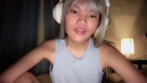 Snapshot of esilchan chatting on 29, 5, 2026 Chelliane online show from 29, 5, 2026