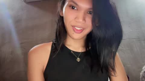 Snapshot of esilchan chatting on 7, 6, 2026 Chelliane online show from 7, 6, 2026