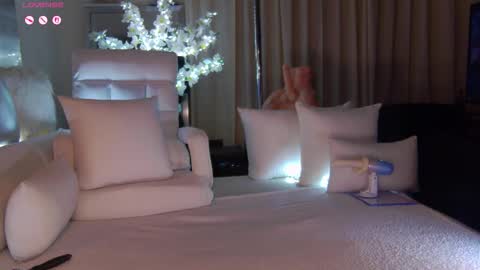 Esther online show from 5, 2, 2026