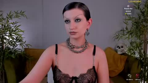 Snapshot of esme_fox chatting on 20, 4, 2026 esme_fox online show from 20, 4, 2026