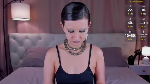 Snapshot of esme_fox chatting on 29, 4, 2026 esme_fox online show from 29, 4, 2026