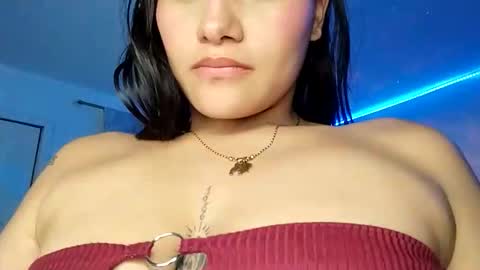 esmeralda19120372 online show from 21, 4, 2026