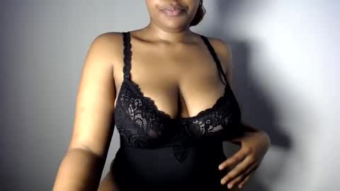 Snapshot of esmeray_ chatting on 30, 5, 2026 Esme online show from 30, 5, 2026