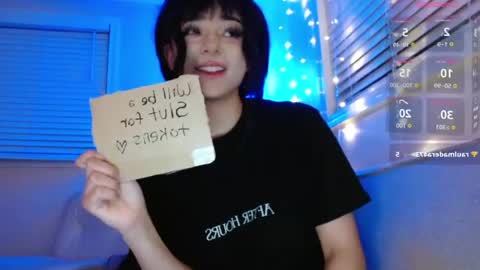 Snapshot of esoterickitten777 chatting on 14, 7, 2026 axe online show from 14, 7, 2026