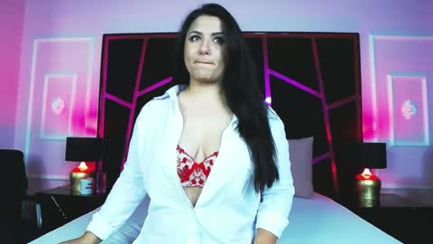 Snapshot of essena_monroe chatting on 27, 6, 2026 Mary online show from 27, 6, 2026