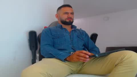 Snapshot of esteban7984068 chatting on 26, 9, 2025 esteban online show from 26, 9, 2025