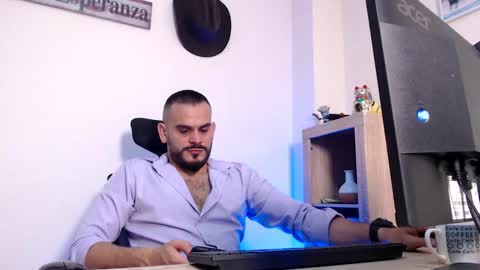 Esteban Fernandez online show from 15, 2, 2026