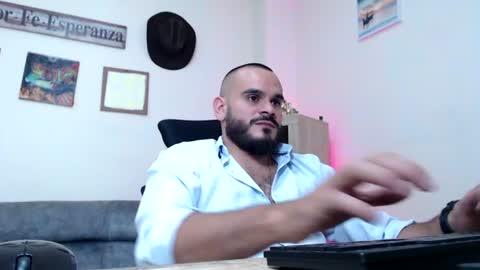 Esteban Fernandez online show from 18, 6, 2026
