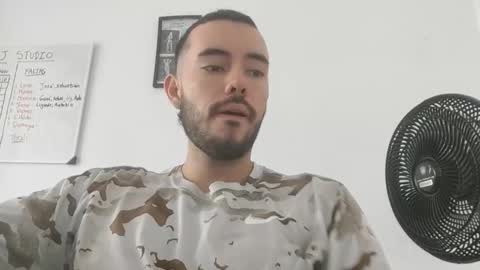 Esteban Reyes  independent model online show from 29, 11, 2025