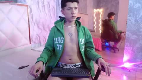 estefan_tay online show from 9, 2, 2026