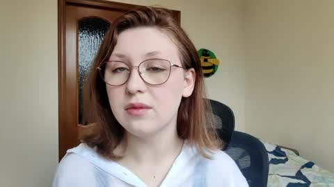 Snapshot of estefananicewarner chatting on 30, 7, 2026 Ivy online show from 30, 7, 2026