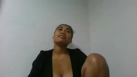 estelah796836 online show from 8, 6, 2026