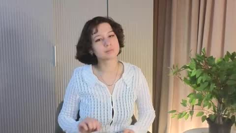 Lily online show from 11, 5, 2026