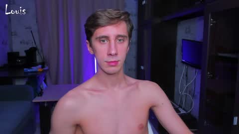 Snapshot of esthetics_boys chatting on 11, 12, 2024 LOUIS online show from 11, 12, 2024