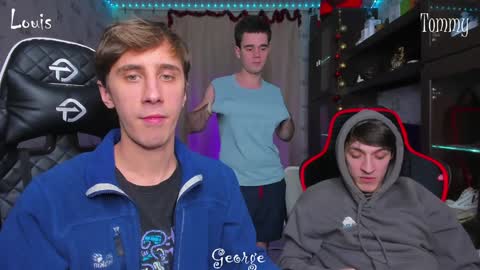 Snapshot of esthetics_boys chatting on 6, 1, 2025 LOUIS online show from 6, 1, 2025