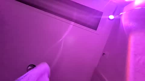 et528007 online show from 18, 9, 2025