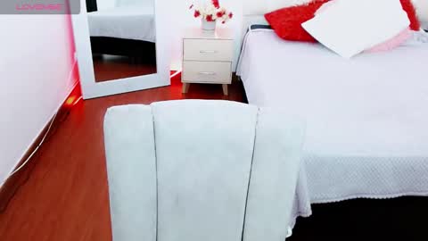 Moon online show from 6, 10, 2025