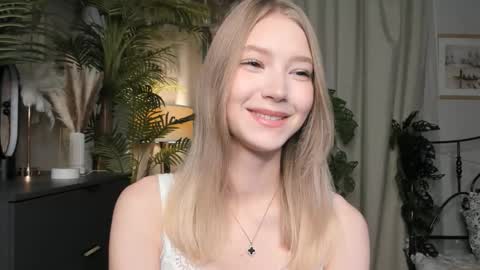 Natalie online show from 19, 10, 2025