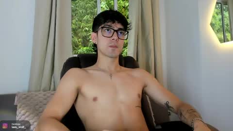 Snapshot of etham_wolf1 chatting on 8, 5, 2026 etham_wolf1 online show from 8, 5, 2026