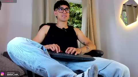 etham_wolf1 online show from 8, 8, 2026